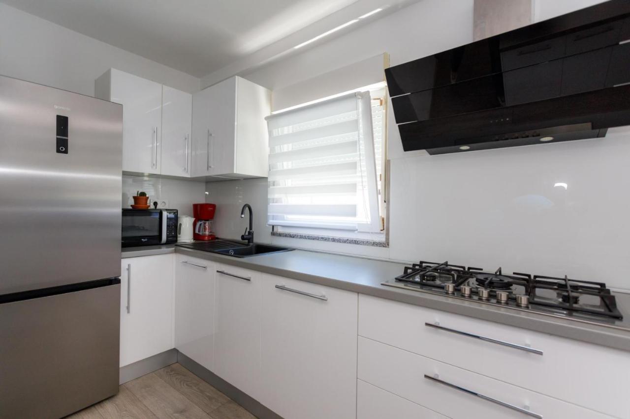 Apartman Laura 크르크 외부 사진